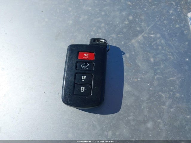 Продажа на аукционе авто 2018 Toyota Rav4 Xle, vin: 2T3RFREV4JW844599, номер лота: 44415593