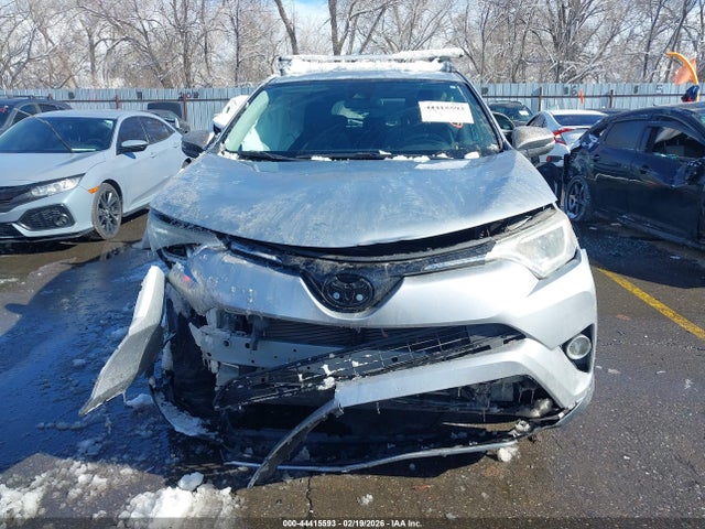 Продажа на аукционе авто 2018 Toyota Rav4 Xle, vin: 2T3RFREV4JW844599, номер лота: 44415593