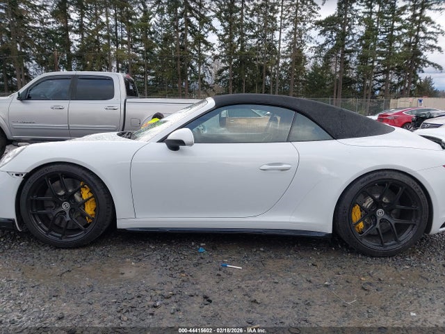 WP0CB2A93JS147239 Porsche 911 Carrera 4s