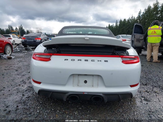 WP0CB2A93JS147239 Porsche 911 Carrera 4s