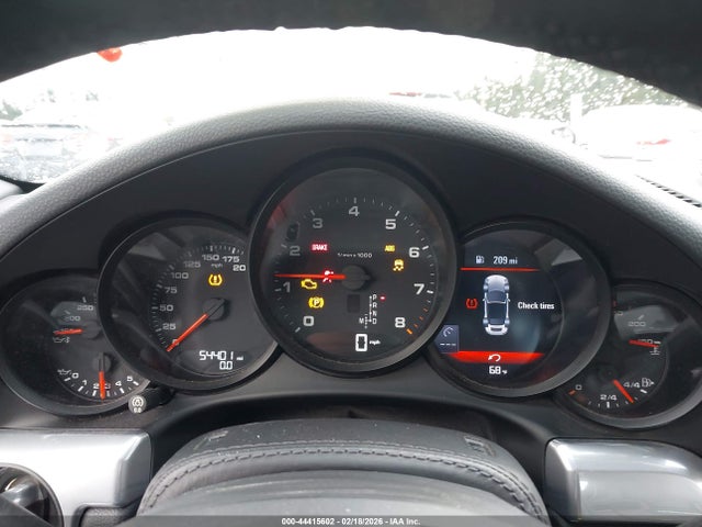 2018 PORSCHE 911 WP0CB2A93JS147239 Photo 6