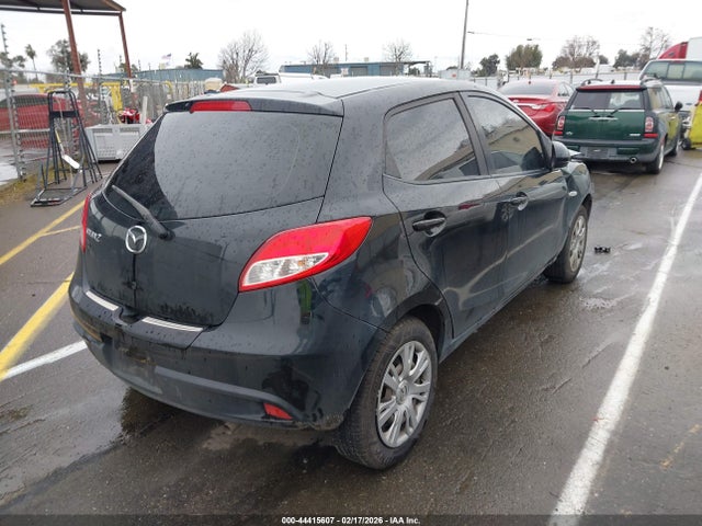 Mazda Mazda2 Sport 2014 JM1DE1KZ5E0185755 Image 4