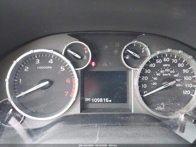 5TFEM5F13HX111586 Toyota Tundra Sr5 4.6l V8