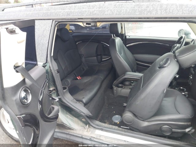 2011 MINI COOPER CLUBMAN WMWZF3C58BTX81539 Photo 7