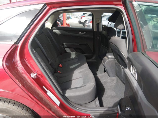 5XXG14J28PG219865 KIA K5 LXS