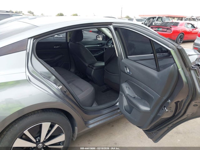 1N4BL4DV0NN354789 Nissan Altima Sv Fwd