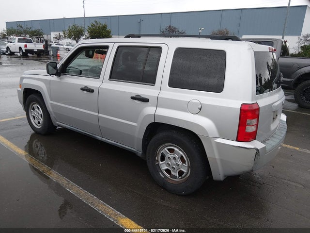 2008 JEEP PATRIOT 1J8FT28028D676190 Photo 2
