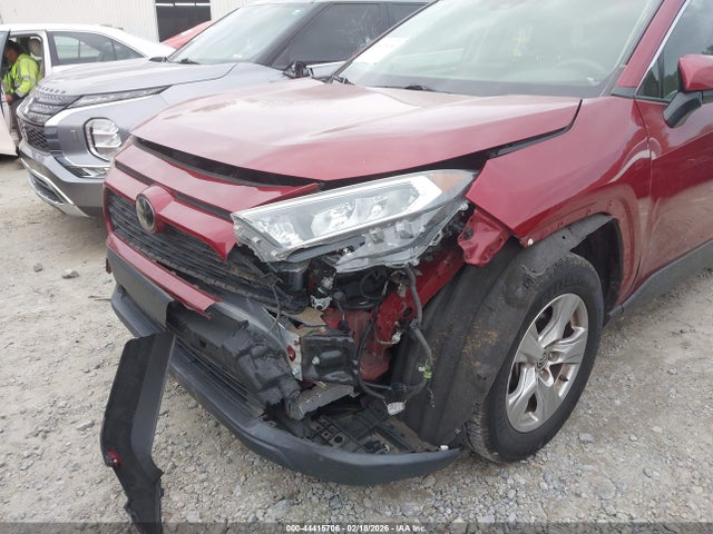 Auction sale of the 2019 Toyota Rav4 Xle, vin: JTMP1RFV1KD022894, lot number: 44415706
