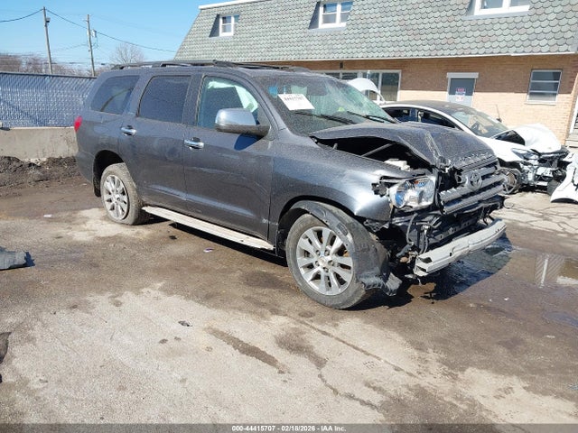 2011 TOYOTA SEQUOIA 5TDJW5G11BS046144