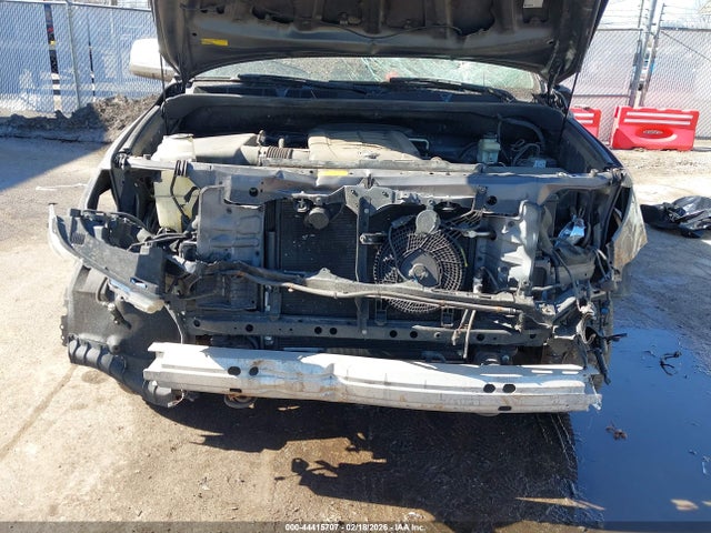 2011 TOYOTA SEQUOIA 5TDJW5G11BS046144 Photo 5