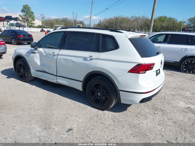 2022 Volkswagen Tiguan 2.0t Se R-line Black მანქანა იყიდება აუქციონზე, vin: 3VV8B7AX6NM151609, აუქციონის ნომერი: 44415728