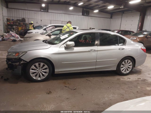2015 Honda Accord Ex-l მანქანა იყიდება აუქციონზე, vin: 1HGCR2F83FA062931, აუქციონის ნომერი: 44415758