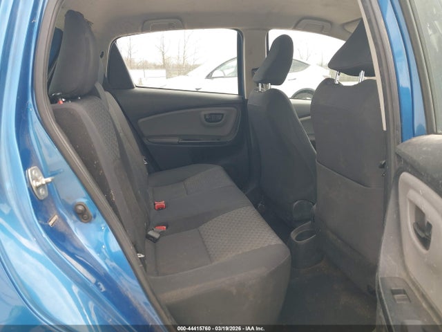 44415760 :رقم المزاد ، VNKKTUD30FA041265 vin ، 2015 Toyota Yaris L مزاد بيع