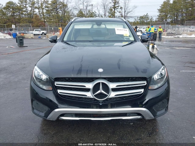 2016 Mercedes-benz Glc 300 4matic მანქანა იყიდება აუქციონზე, vin: WDC0G4KB0GF053929, აუქციონის ნომერი: 44415764