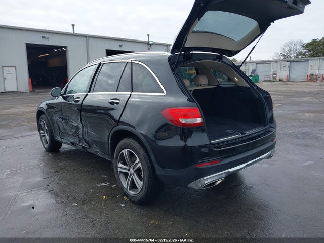 2016 MERCEDES-BENZ GLC 300 WDC0G4KB0GF053929 Photo 2