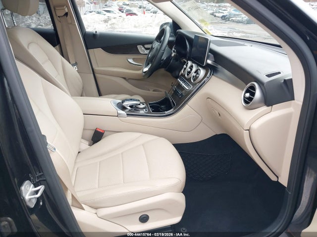 2016 MERCEDES-BENZ GLC 300 WDC0G4KB0GF053929 Photo 4