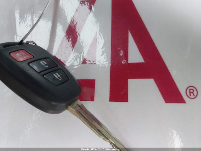 5TDZARFH3GS017632 Toyota Highlander Le