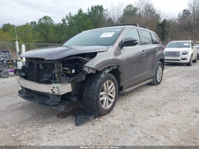 5TDZARFH3GS017632 Toyota Highlander Le