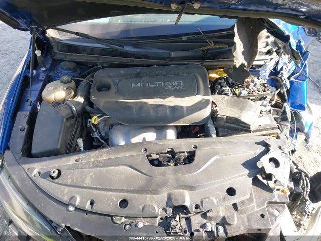 44415796 :رقم المزاد ، 1C3CCCAB7HN509608 vin ، 2017 Chrysler 200 Limited Platinum مزاد بيع