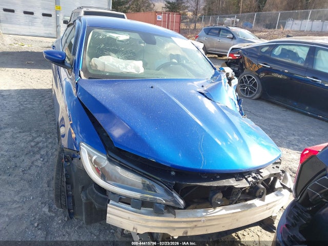 44415796 :رقم المزاد ، 1C3CCCAB7HN509608 vin ، 2017 Chrysler 200 Limited Platinum مزاد بيع