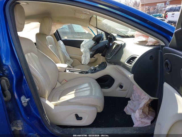 44415796 :رقم المزاد ، 1C3CCCAB7HN509608 vin ، 2017 Chrysler 200 Limited Platinum مزاد بيع