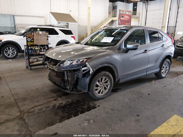 2019 MITSUBISHI ECLIPSE CROSS JA4AT3AA0KZ031200 Photo 1