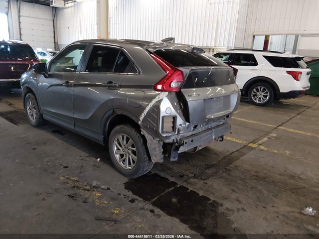 2019 MITSUBISHI ECLIPSE CROSS JA4AT3AA0KZ031200 Photo 2
