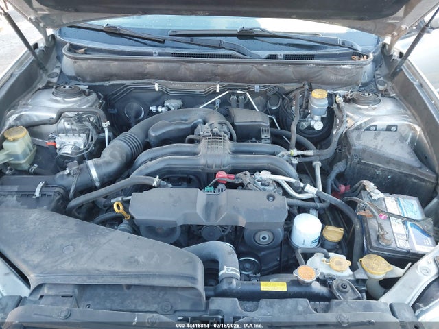 Subaru Outback 2.5i Premium 2014 4S4BRBCC8E3215191 Image 10
