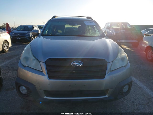 Subaru Outback 2.5i Premium 2014 4S4BRBCC8E3215191 Image 12
