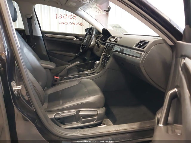 Volkswagen Passat 2.0t Se 2018 1VWBA7A32JC024708 Image 5