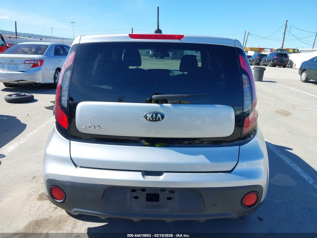 KNDJN2A27J7541573 KIA Soul