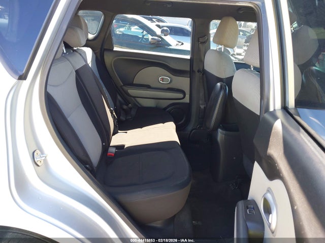 KNDJN2A27J7541573 KIA Soul