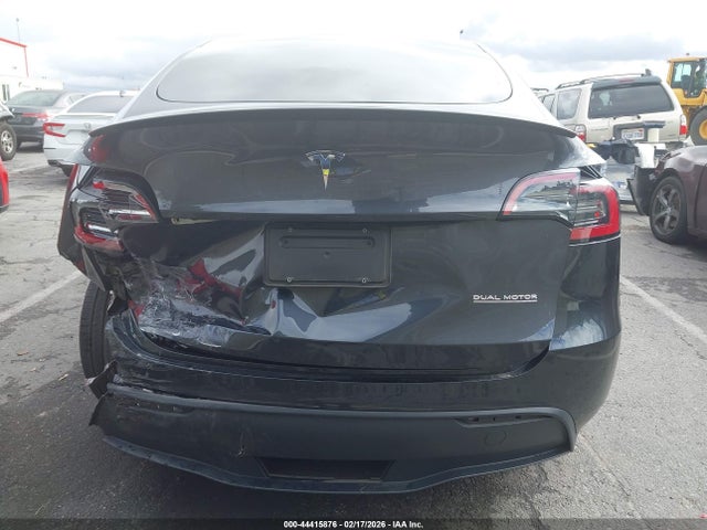 7SAYGDEF7RF197835 Tesla Model Y Performance Dual Motor All-wheel Drive