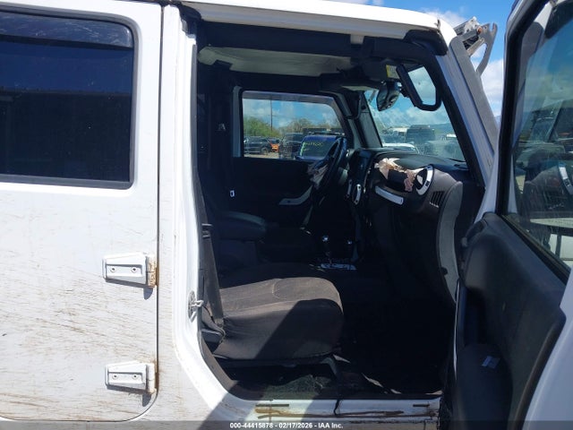 1C4HJWDGXGL177416 Jeep Wrangler Unlimited Sport