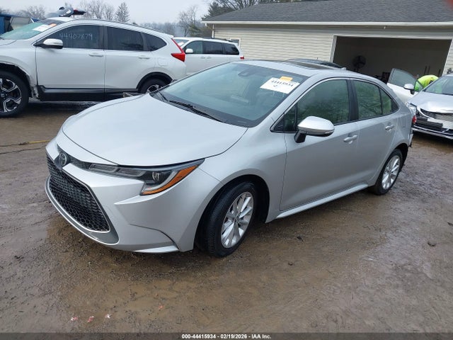 Toyota Corolla Xle 2022 JTDFPMAE0NJ215810 Image 2
