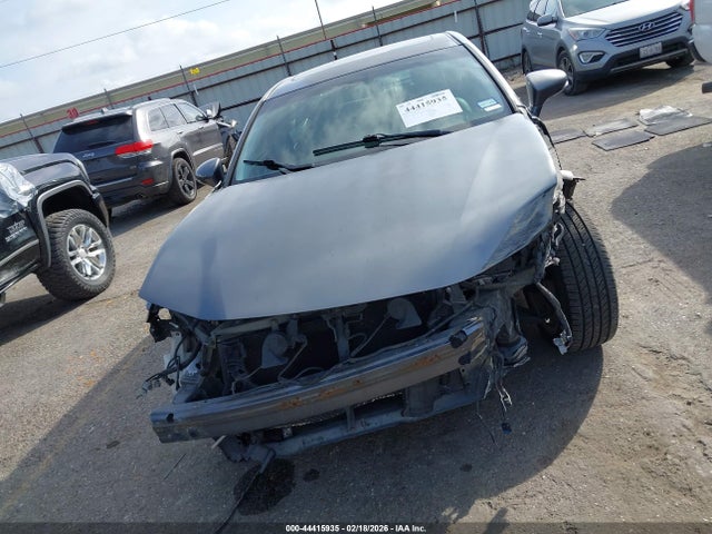 44415935 :رقم المزاد ، JTHBK1GG6D2004705 vin ، 2013 Lexus Es 350 مزاد بيع