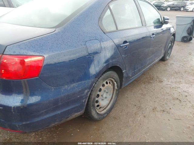 3VWD17AJ4EM424202 Volkswagen Jetta 1.8t Se