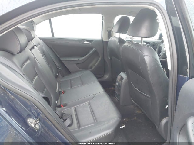 3VWD17AJ4EM424202 Volkswagen Jetta 1.8t Se