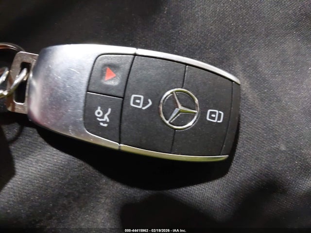 W1N4M4HB8LW036726 Mercedes-Benz Glb 250 4matic