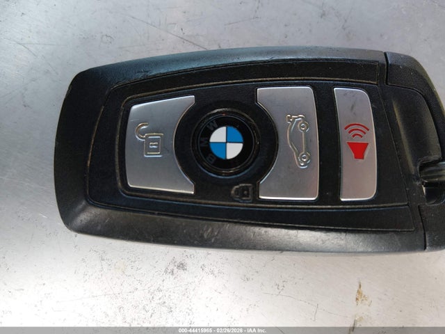 44415965 :رقم المزاد ، 5UXWZ7C31H0X39824 vin ، 2017 Bmw X3 Sdrive28i مزاد بيع