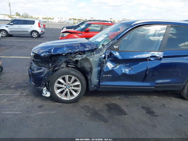 44415965 :رقم المزاد ، 5UXWZ7C31H0X39824 vin ، 2017 Bmw X3 Sdrive28i مزاد بيع
