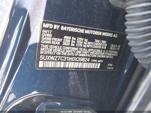44415965 :رقم المزاد ، 5UXWZ7C31H0X39824 vin ، 2017 Bmw X3 Sdrive28i مزاد بيع