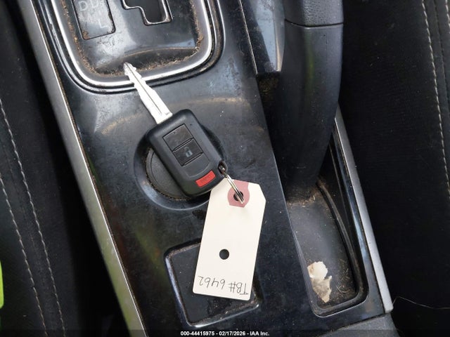 2017 MITSUBISHI OUTLANDER JA4AD2A33HZ032388 Photo 10