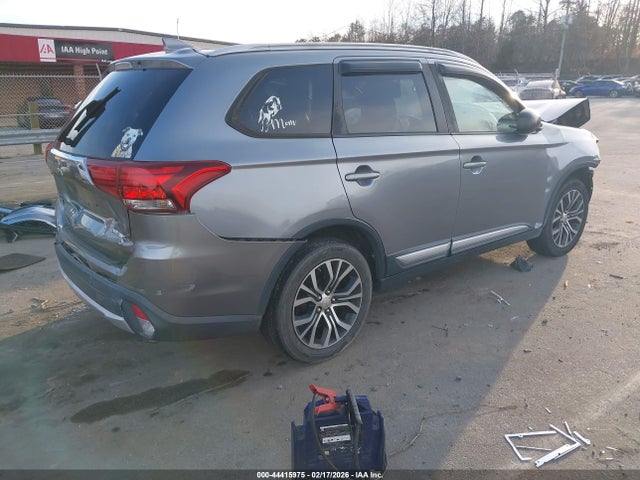 2017 MITSUBISHI OUTLANDER JA4AD2A33HZ032388 Photo 3