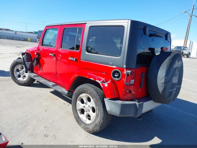 1C4BJWEG5FL744943 Jeep Wrangler Unlimited Sahara