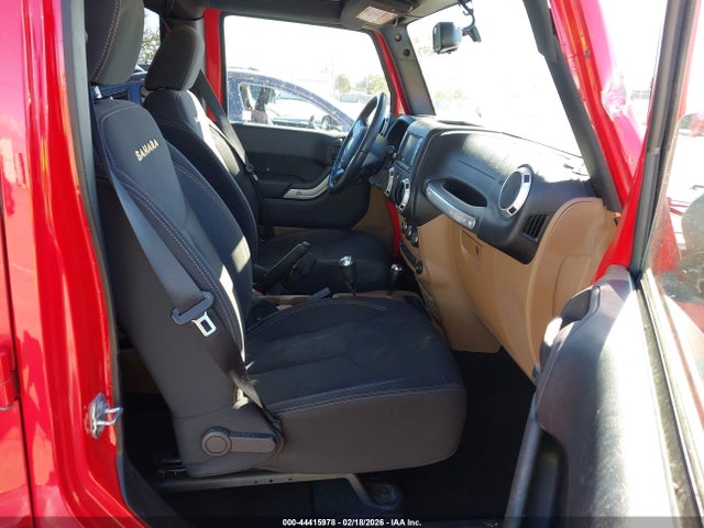 1C4BJWEG5FL744943 Jeep Wrangler Unlimited Sahara