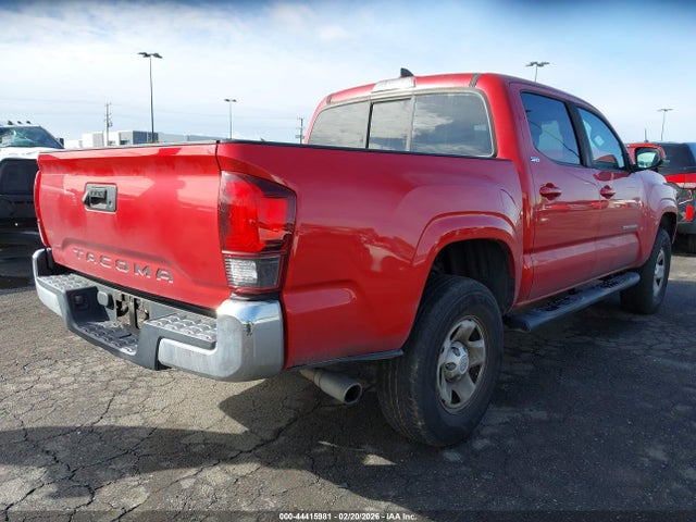 5TFAX5GN2KX159949 Toyota Tacoma Sr5
