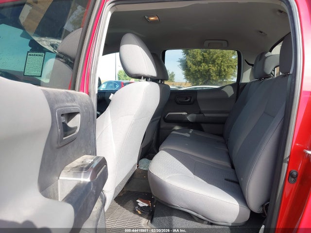 5TFAX5GN2KX159949 Toyota Tacoma Sr5
