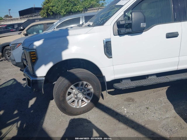 Ford F-250 Xlt 2019 1FT7W2B62KEC20689 Image 2