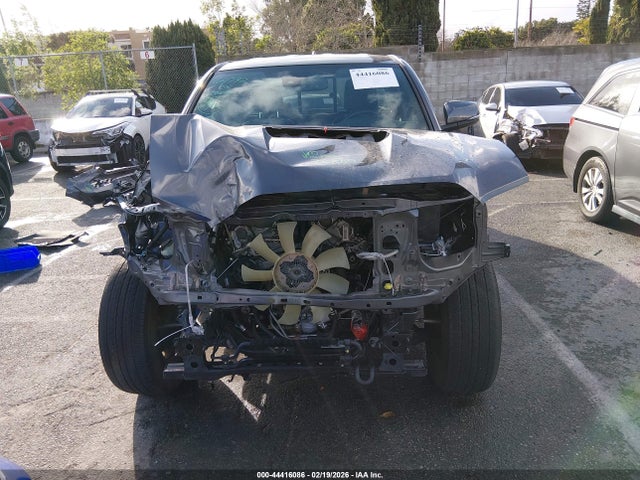 3TYRZ5CN3NT021919 Toyota Tacoma Trd Sport